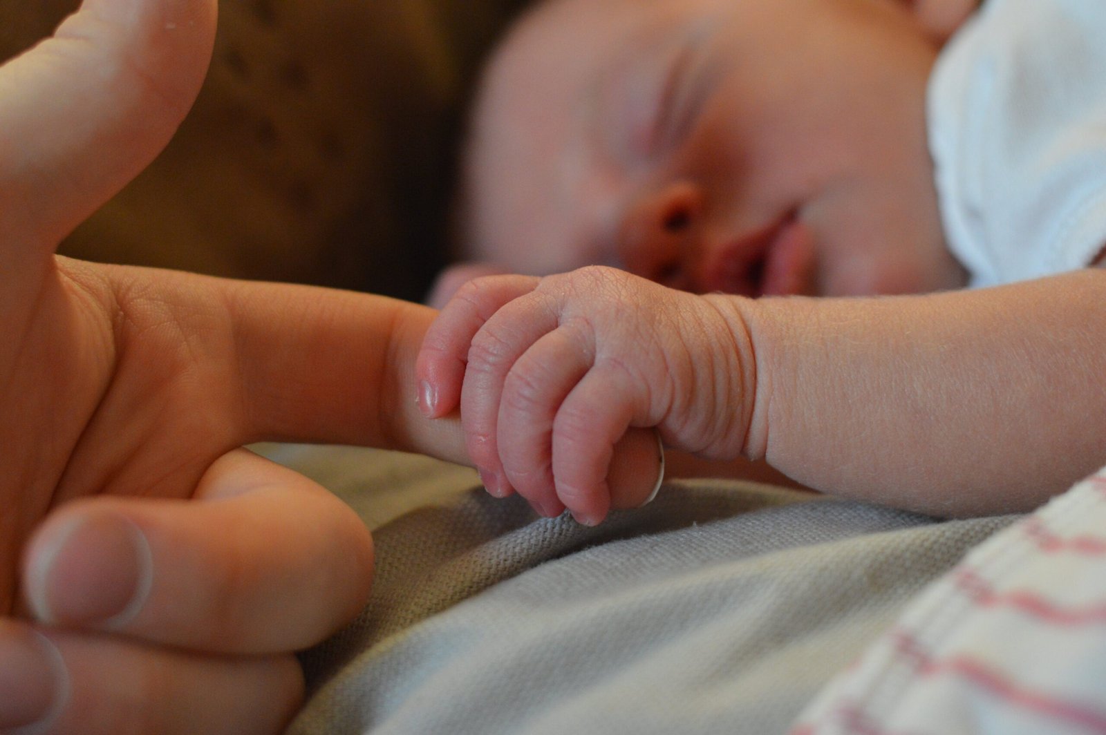 baby slaapt onrustig